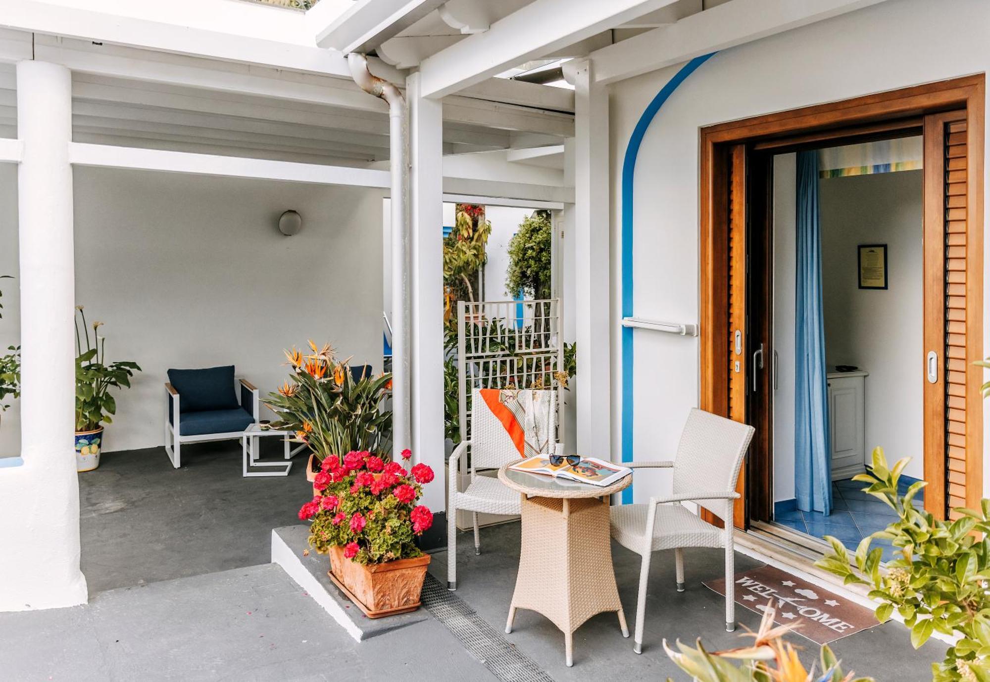 Hotel Cava Dell'Isola Forio  ภายนอก รูปภาพ